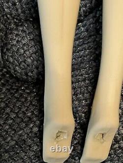 Ash Blonde American Girl Bendable Leg Barbie