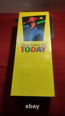 Beautiful American Girl Doll Lindsey Bergman & Accessories
