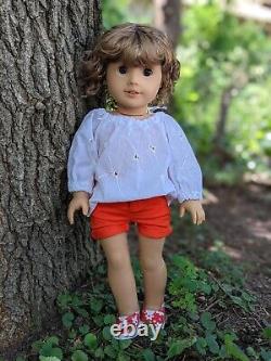 Edie Custom American Girl Doll OOAK Brown Wavy Hair Bangs Brown Eyes