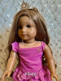 Kanani, ? American Girl of the Year? Beautiful hair and tiara? Lightly used