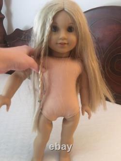 LOT OF 9 AMERICAN GIRL DOLLS Dolls Can Be Sold Separately Collectible