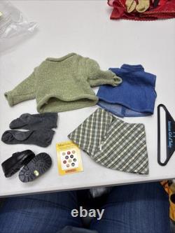 MEGA LOT Pleasant Company American Girl of Today Doll SIX OUTFITS Plus