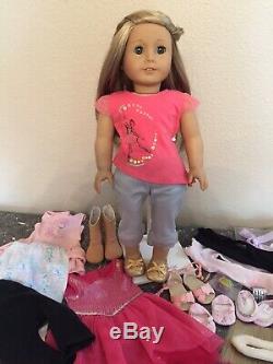 MINT American Girl Doll 2014 Isabelle Blonde Retired 18 WithClothes Shoes Stand