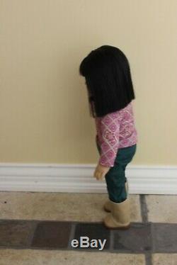 Mint Condition Ivy Ling American Girl Doll