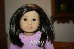 NEW American Girl Truly Me 18 DOLL #40 Lt Skin Brown Hair & Eyes Pierced Ears A