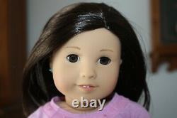 NEW American Girl Truly Me 18 DOLL #40 Lt Skin Brown Hair & Eyes Pierced Ears A