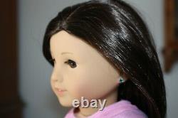 NEW American Girl Truly Me 18 DOLL #40 Lt Skin Brown Hair & Eyes Pierced Ears A