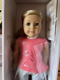 NIB American Girl F7323 Isabelle Doll 2014 Doll of the Year