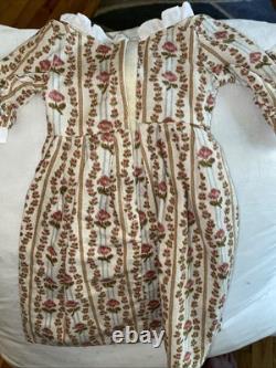 PLEASANT COMPANY Doll Lot Of 7 Historic pieces/ Outfits 18 Inch RETIRED