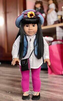 Pleasant Company American Girl Doll JLY 11