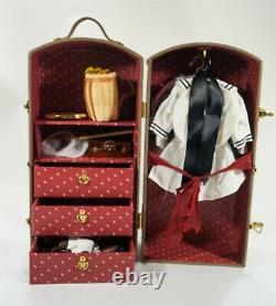 Pleasant Company American Girl Doll Samantha Wardrobe Trunk Lots of Accessories