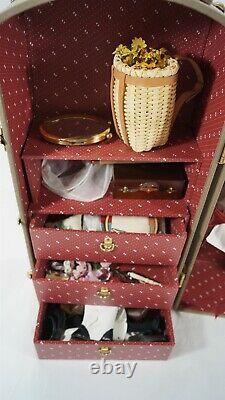 Pleasant Company American Girl Doll Samantha Wardrobe Trunk Lots of Accessories