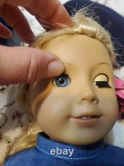 Pleasant Company American Girl Doll lot. 2 dolls + accessories