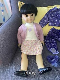 Pleasant Company Asian American Girl Doll. Rare. #749 / 76