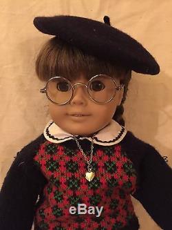 Pleasant Company Doll Molly McIntire American Girl and accessories RETIRED