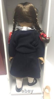 Pleasant Company Molly McIntire American Girl Doll Great Used Condition Tan Body