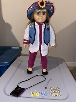 Pre Mattel Pleasant Company GT12 American Girl of Today Doll w Mix Match Outfit