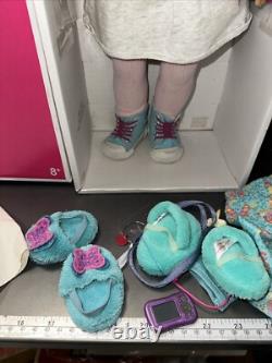 Retired American Girl Mia 18 Doll with Clothing and Accessories with Box (C11)
