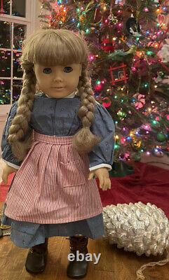 Retired KIRSTEN Doll With Bed, Cat, Rag doll Pleasant Co. American Girl
