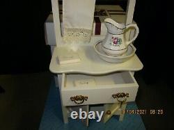 Samantha, An American Girl Wash Stand And Accessories-in Perfect Condition