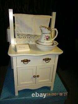 Samantha, An American Girl Wash Stand And Accessories-in Perfect Condition