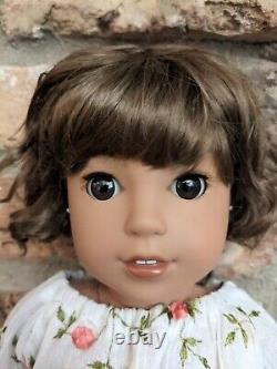 Sydney Custom American Girl Doll OOAK Brown Hair Bangs Brown Eyes Nanea CYO