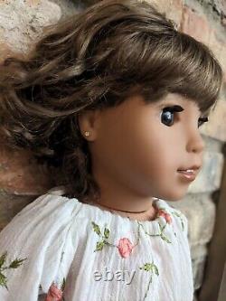 Sydney Custom American Girl Doll OOAK Brown Hair Bangs Brown Eyes Nanea CYO