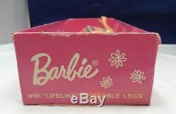 VINTAGE BARBIE RARE SWIRL on AMERICAN GIRL BEND LEG DOLL BODY BLONDE 1070 with BOX