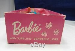 VINTAGE BARBIE RARE SWIRL on AMERICAN GIRL BEND LEG DOLL BODY BLONDE 1070 with BOX