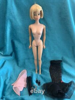 Vintage 1966 Blonde American Girl Barbie #982 Solo In the Spotlight (Original)