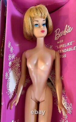 Vintage Barbie American Girl Doll Ash Blonde Complete in Original Box #1070
