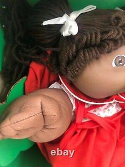 Vintage Cabbage Patch Doll African American Girl Yarn Hair with box- Please read