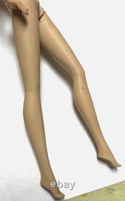 Vintage Mattel American Girl Bendable Leg Barbie Doll Body Nice